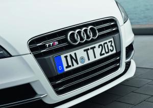 Audi TTS Roadster 2010 года  (WW)